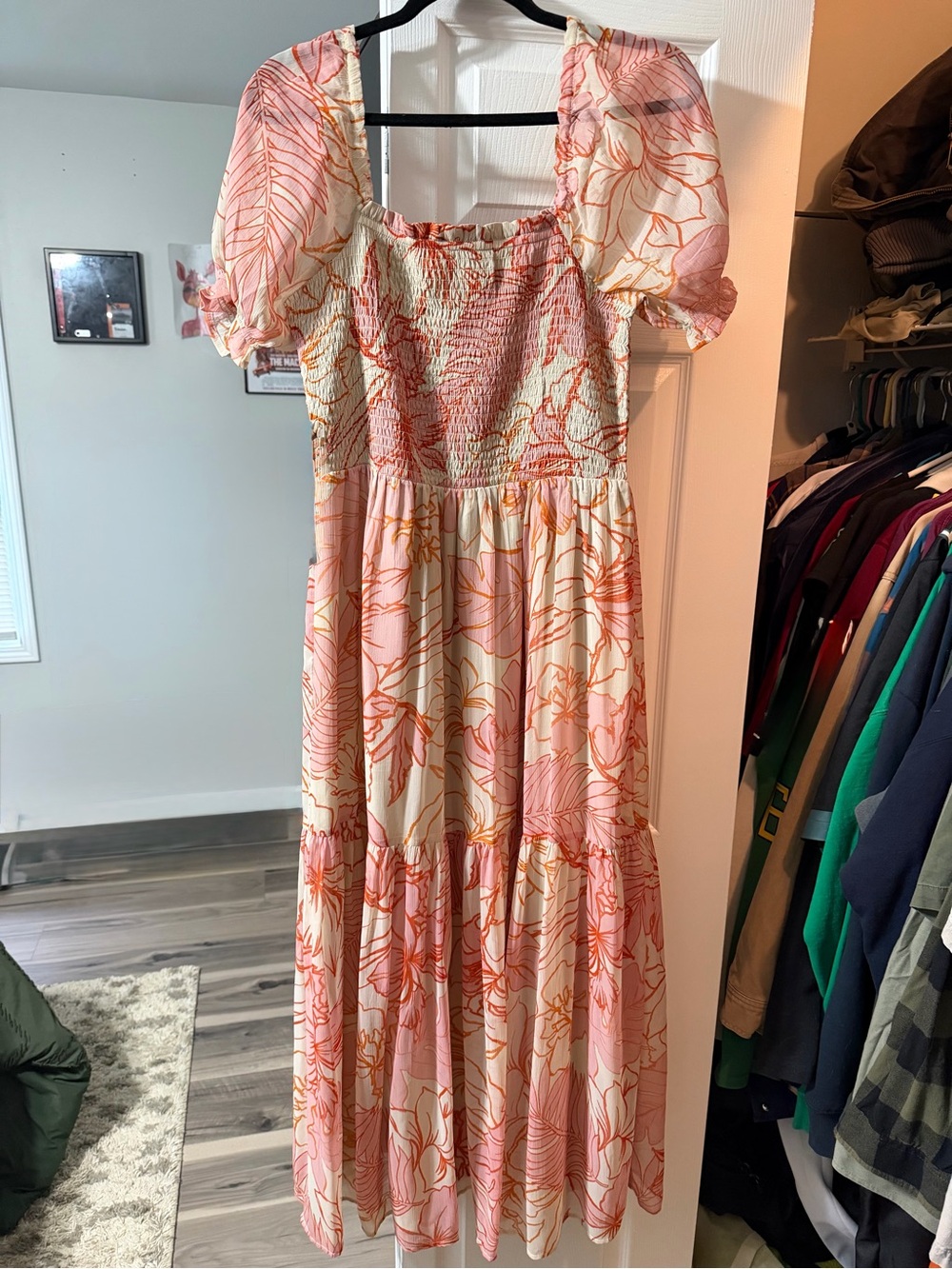 Floral Puff-Sleeve Midi Women’s Dress in Peach Pink